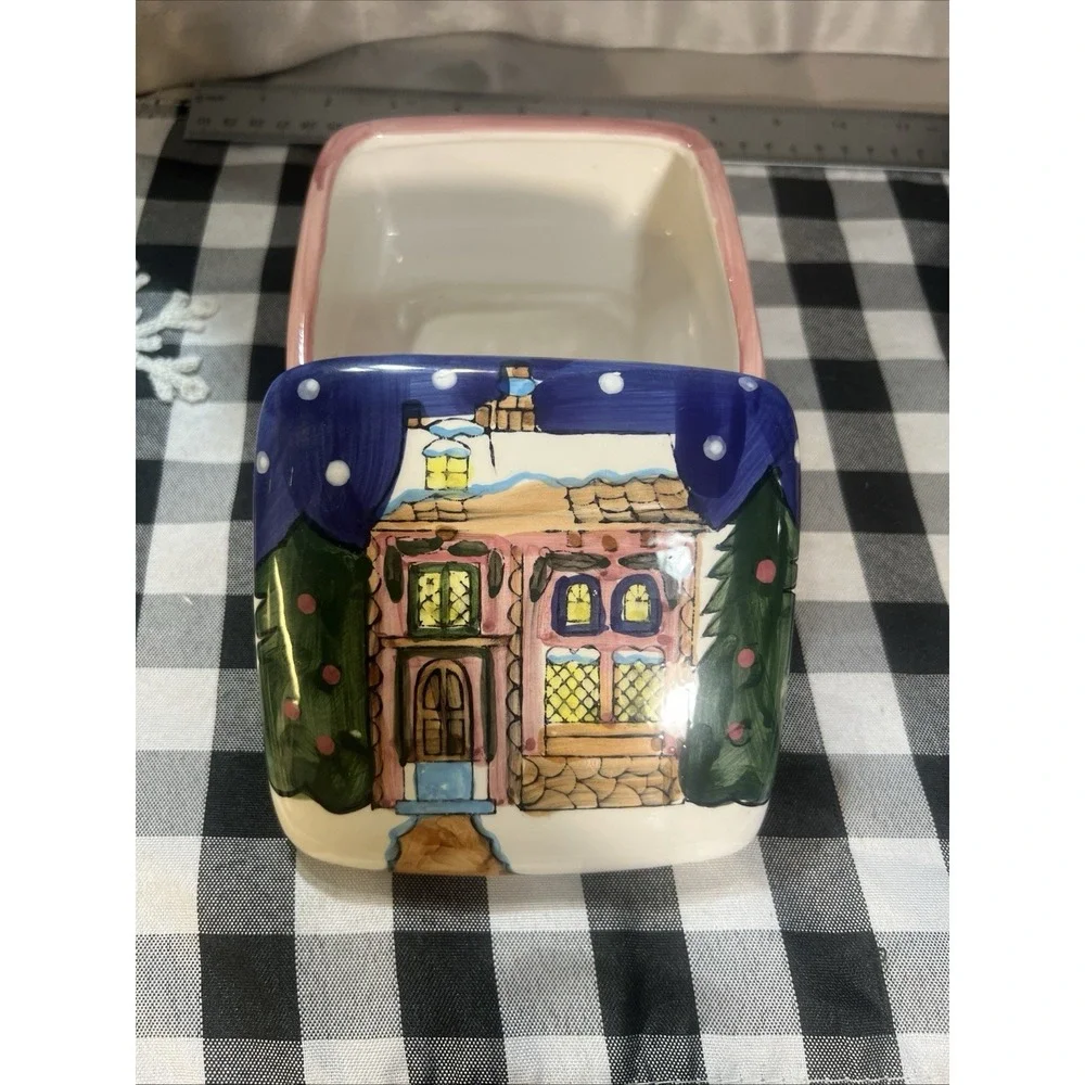 TRINKET BOX WITH COTTAGE AND TREES 4.75 x 4.75‎ x 2.75 (1244)